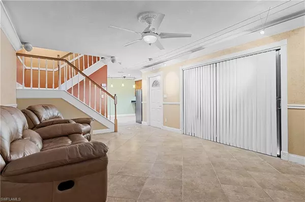 Fort Myers, FL 33907,1702 Park Meadows DR #1