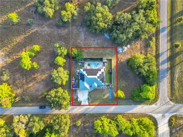 Lehigh Acres, FL 33972,2402 E 14th ST