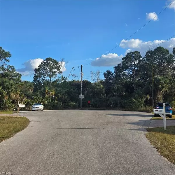 Lehigh Acres, FL 33972,623 Lionel CT