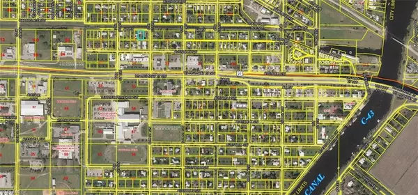 Moore Haven, FL 33471,628 Railroad AVE NW