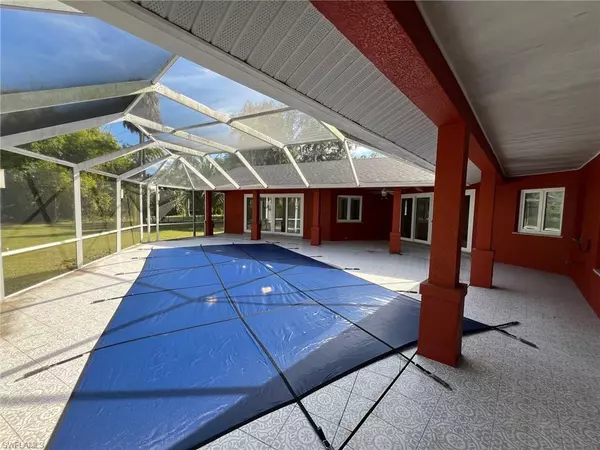 Fort Myers, FL 33905,13191 Idylwild Farm RD