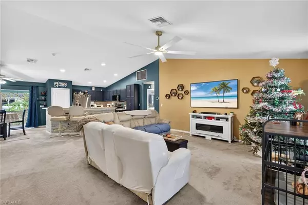 Lehigh Acres, FL 33974,315 Leruth AVE