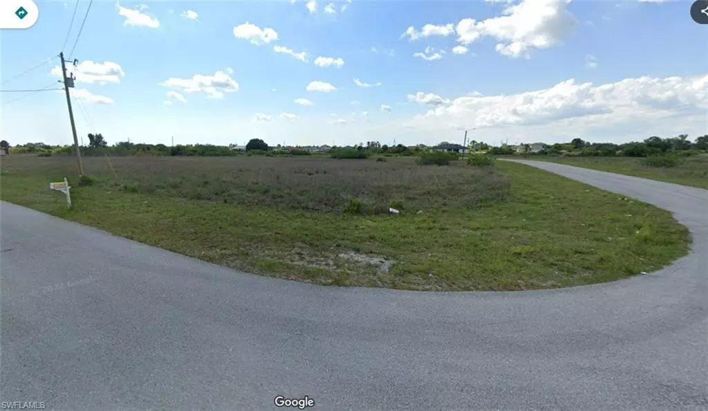 Lehigh Acres, FL 33974,219 Pembroke ST