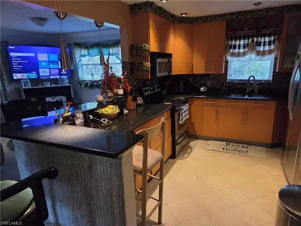 Naples, FL 34117,820 3rd ST SW