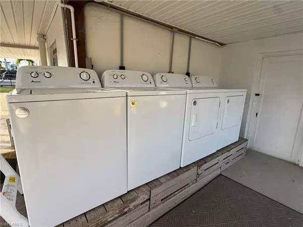 Fort Myers Beach, FL 33931,19281 #59 San Carlos BLVD