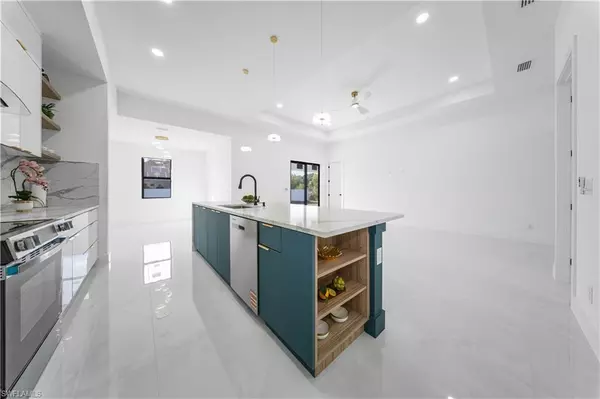 Lehigh Acres, FL 33976,50 Denis AVE S