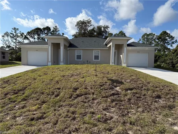 4717/4719 28th ST SW, Lehigh Acres, FL 33973