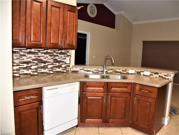 Lehigh Acres, FL 33976,2610 23rd ST SW