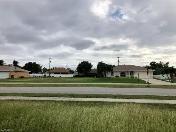 Cape Coral, FL 33914,2005 Savona PKY W