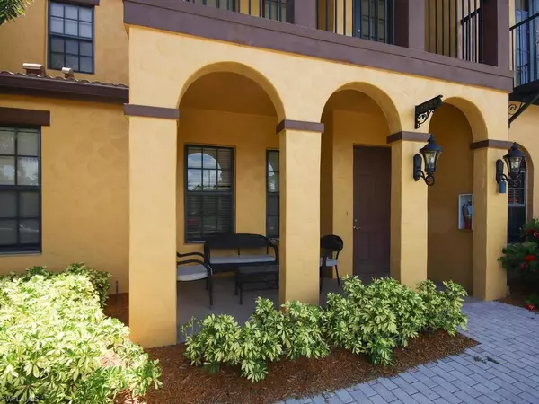 Naples, FL 34113,8993 Cambria CIR #19-3