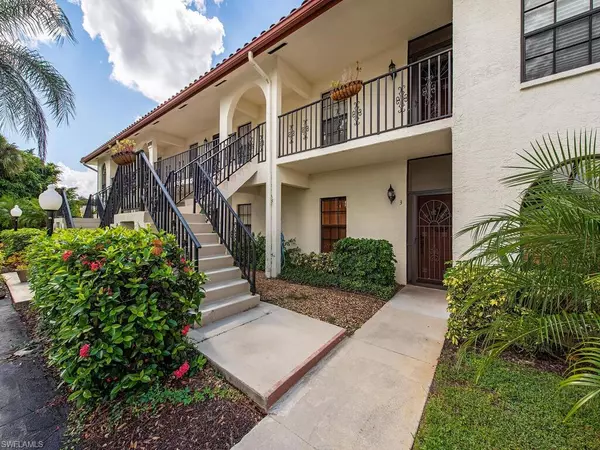 208 Deerwood CIR #5-5-5, Naples, FL 34113