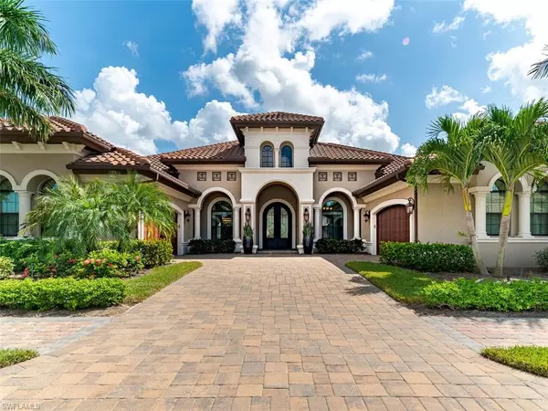 6595 Barbera LN, Naples, FL 34113