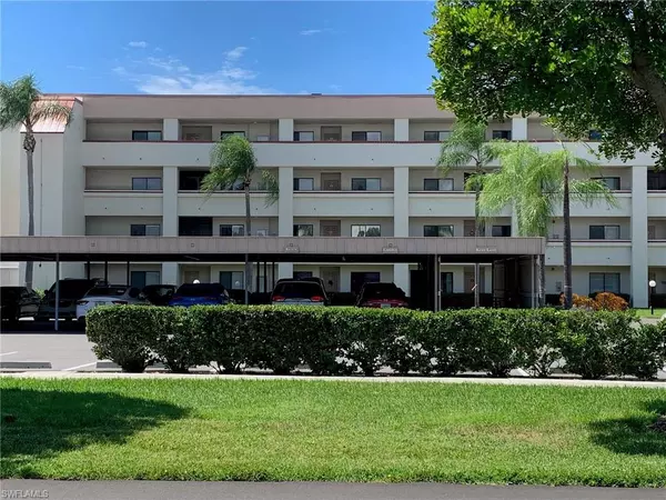 1781 Pebble Beach DR #206, Fort Myers, FL 33907