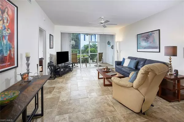 Naples, FL 34108,7100 Barrington CIR #4-101