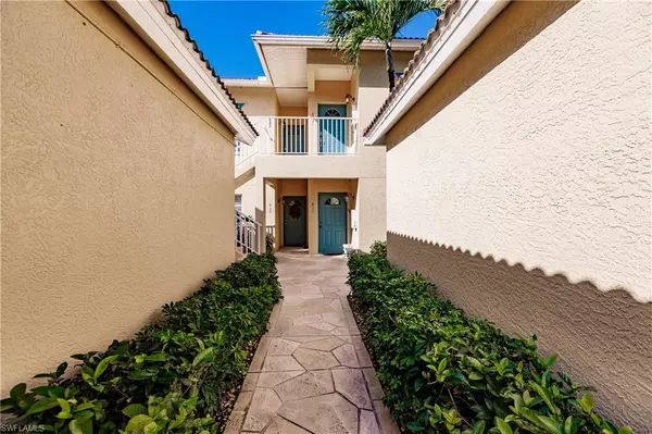 Naples, FL 34109,2155 Cay Lagoon DR #421