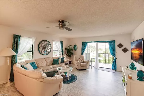 Marco Island, FL 34145,960 Swallow AVE #302