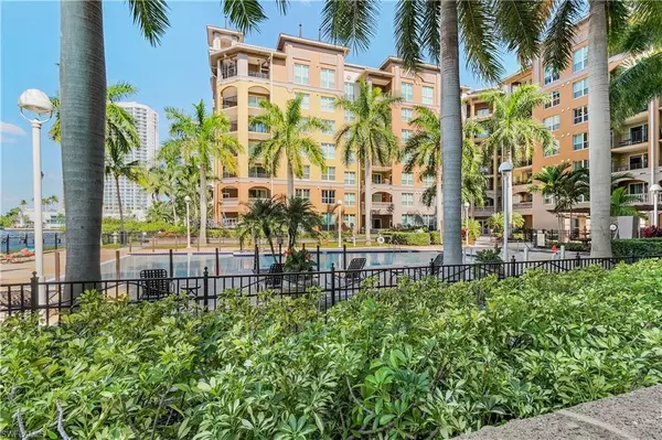 2825 Palm Beach BLVD #102, Fort Myers, FL 33916