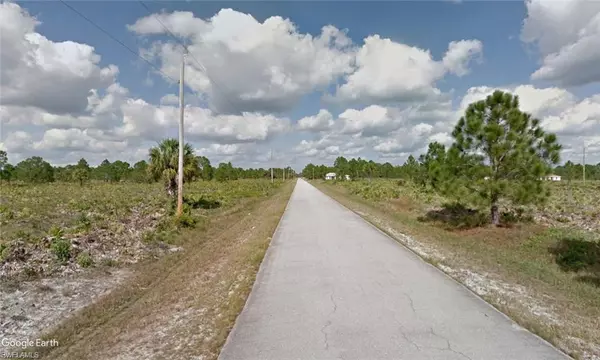 Lehigh Acres, FL 33972,1009 Oak AVE