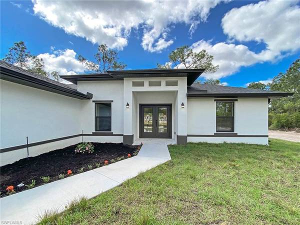 7726 14th PL, Labelle, FL 33935