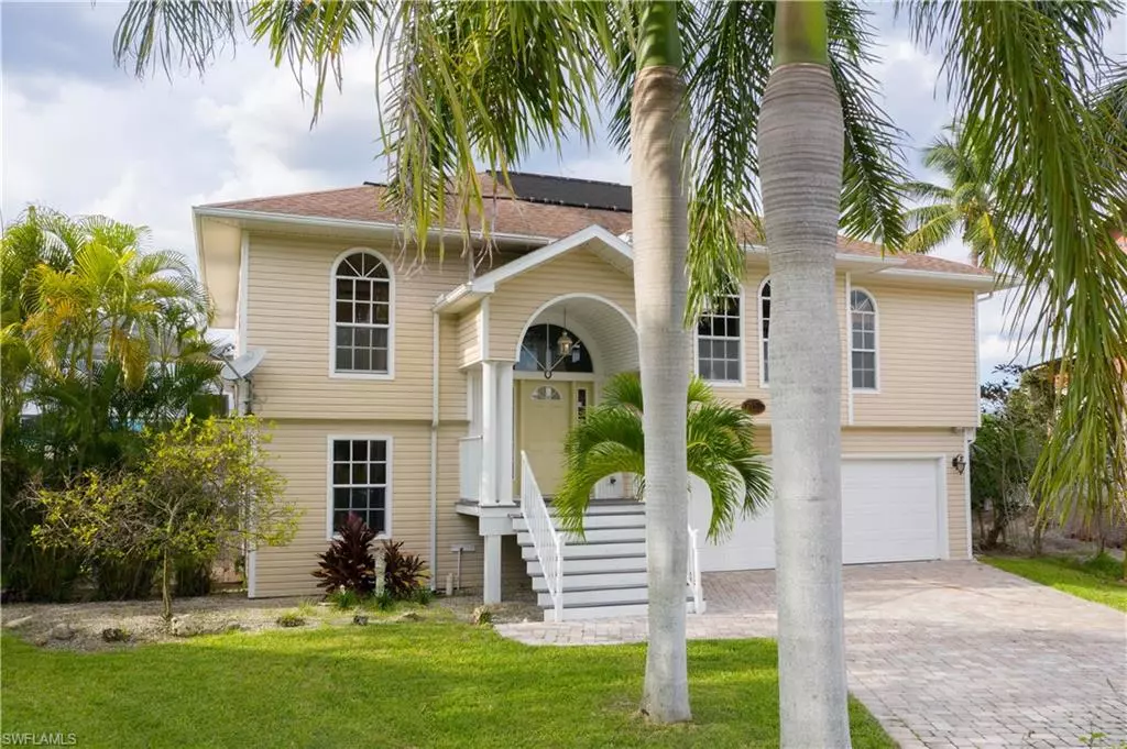 Fort Myers Beach, FL 33931,17910 Palm CIR