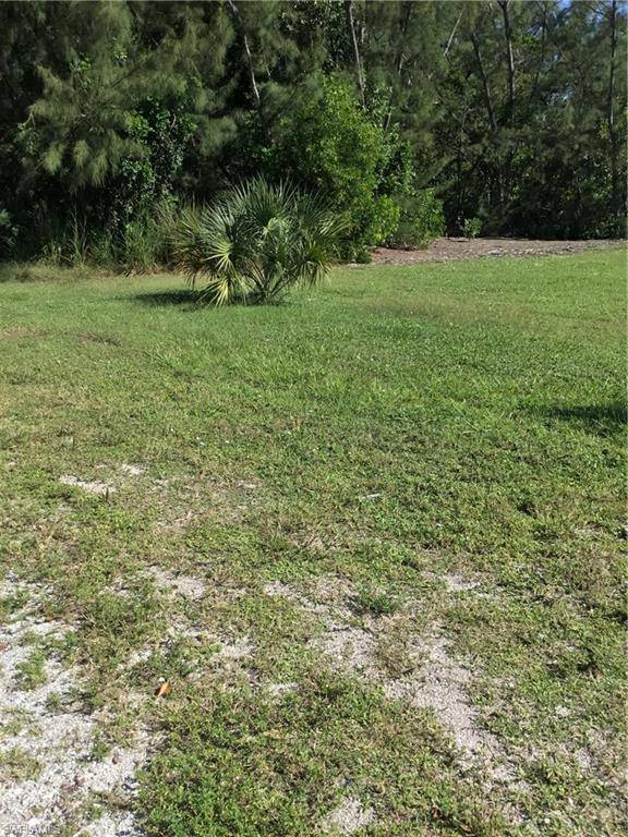 3594 Stabile RD, St. James City, FL 33956