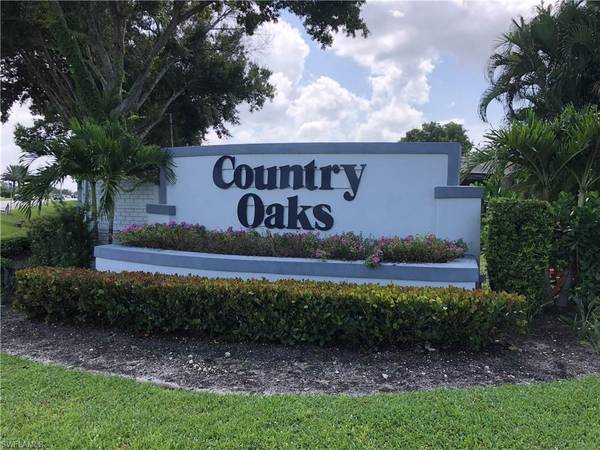 9911 COUNTRY OAKS DR, Fort Myers, FL 33912