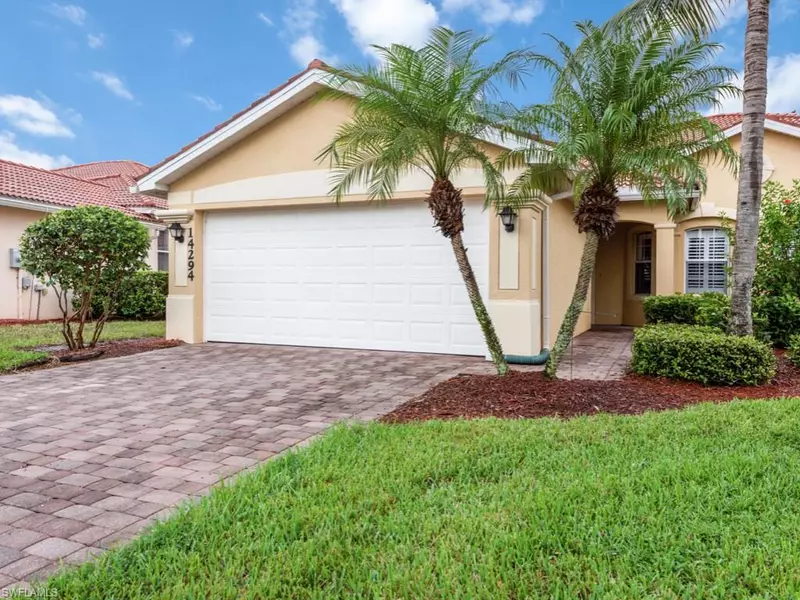 14294 Manchester DR, Naples, FL 34114