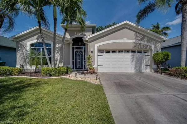 405 Emerald Cove LN, Cape Coral, FL 33991