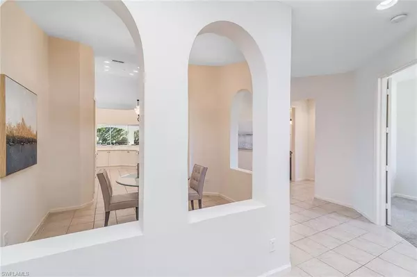 Naples, FL 34114,3940 Deer Crossing CT #203