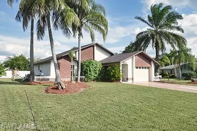 Cape Coral, FL 33990,703 SE 11th PL