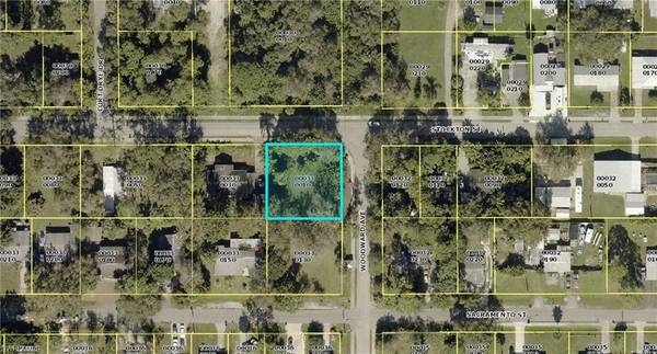 1840 Woodward AVE, North Fort Myers, FL 33903