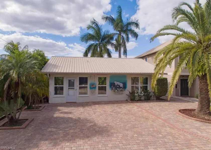 217 Miramar ST, Fort Myers Beach, FL 33931