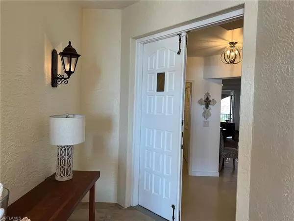 Marco Island, FL 34145,2000 Royal Marco WAY #2-508