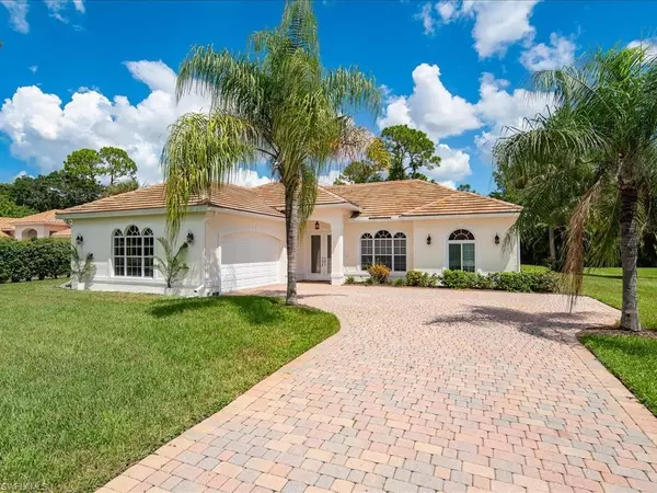 Naples, FL 34104,739 Pine Crest LN