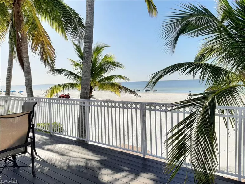 50 Dakota AVE, Fort Myers Beach, FL 33931