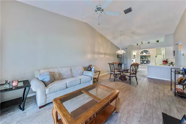 Bonita Springs, FL 34134,3970 Leeward Passage CT #201