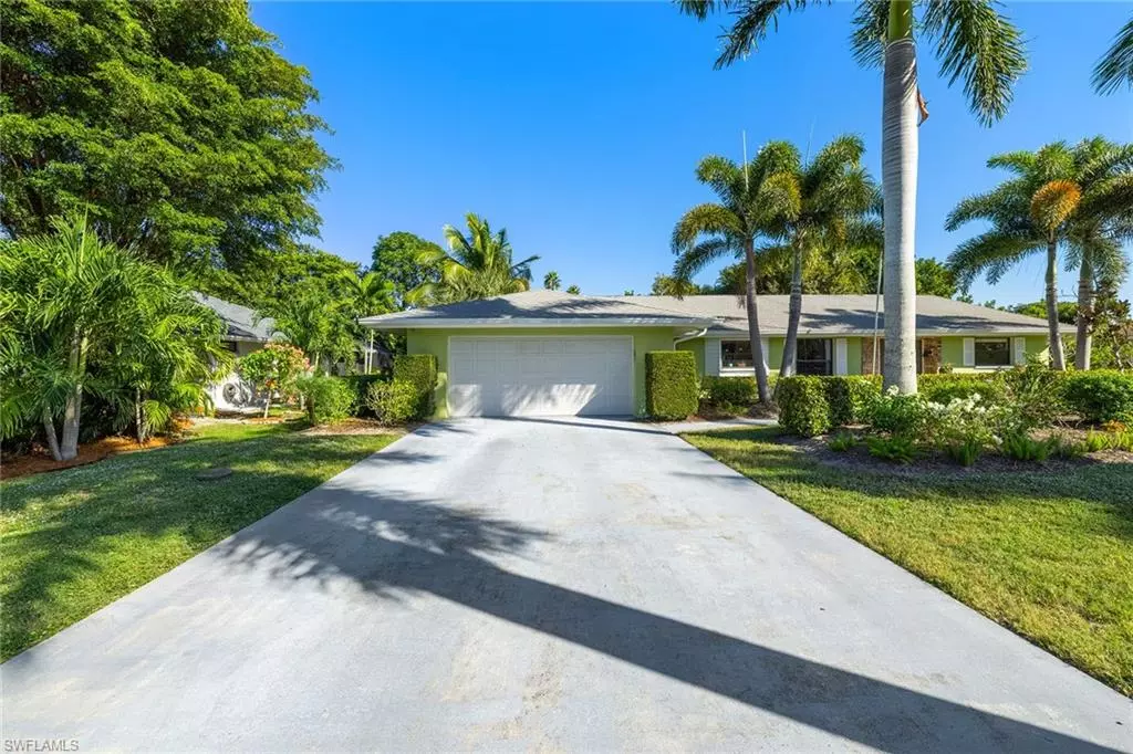 Naples, FL 34113,249 Pebble Beach CIR