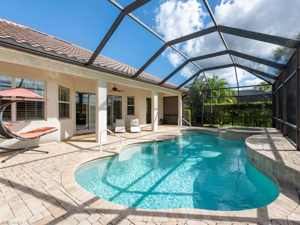 Naples, FL 34120,11982 Heather Woods CT