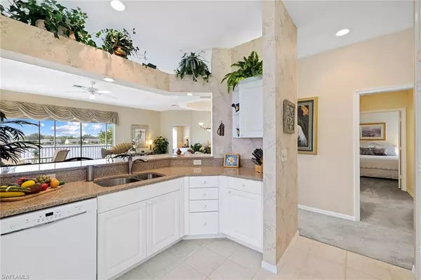 Naples, FL 34112,3310 Crown Pointe BLVD #201