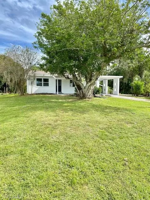 4841 Shady River LN,  Fort Myers,  FL 33905