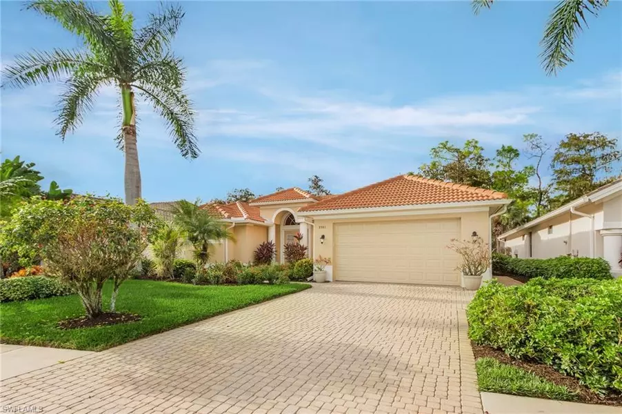 2901 Lone Pine LN, Naples, FL 34119