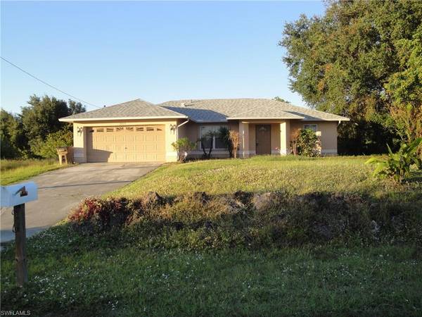 3216 9th ST SW, Lehigh Acres, FL 33976