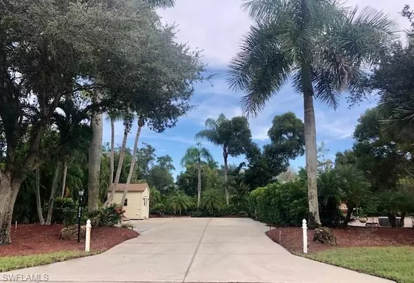 Naples, FL 34114,4766 Southern Breeze DR