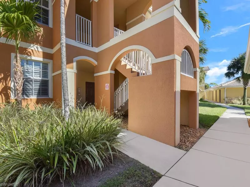 1107 Winding Pines CIR #106, Cape Coral, FL 33909