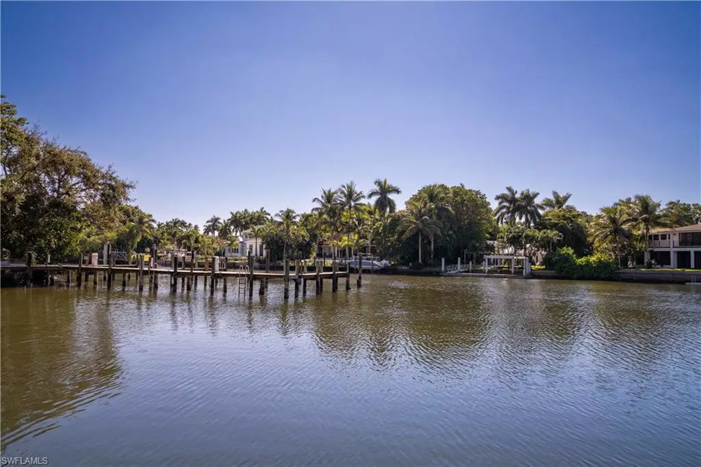 Naples, FL 34102,262 Little Harbour LN