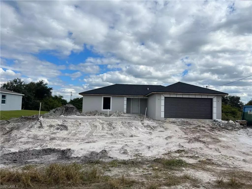 Lehigh Acres, FL 33974,421 Palmyra AVE