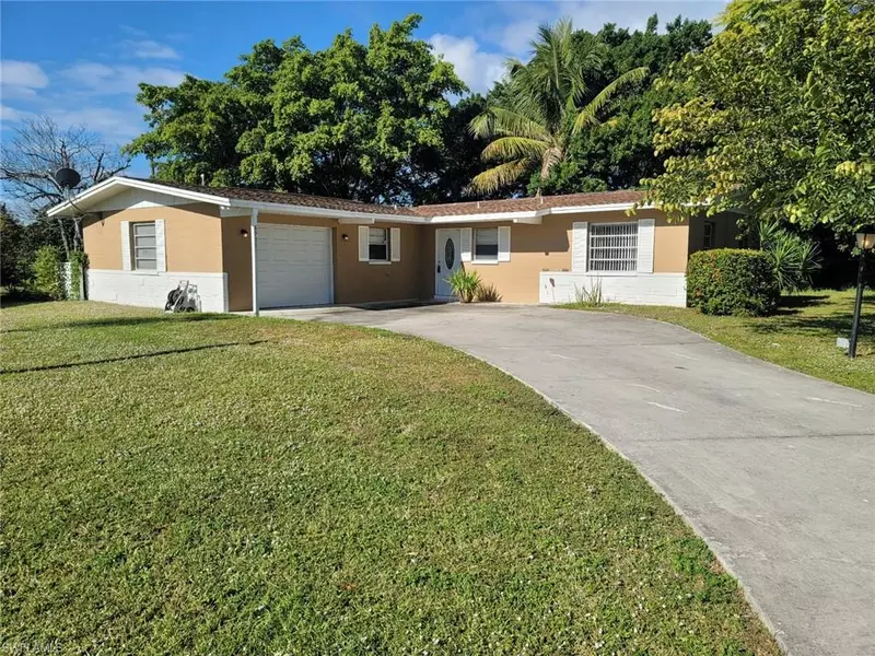 8931 Beacon ST, Fort Myers, FL 33907