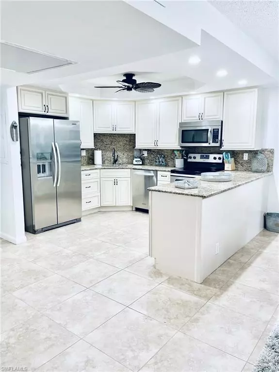 Naples, FL 34108,5 Bluebill AVE #301