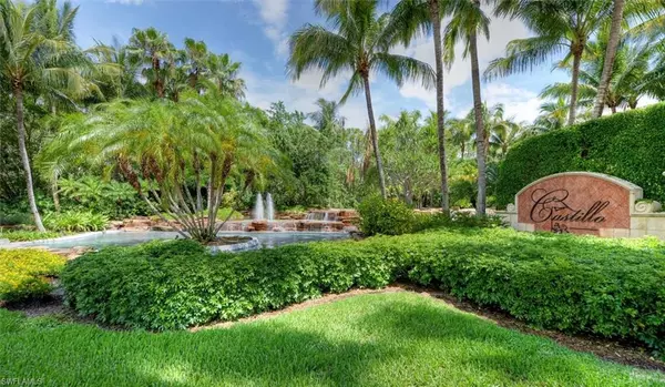 Naples, FL 34109,2814 Tiburon BLVD E #102