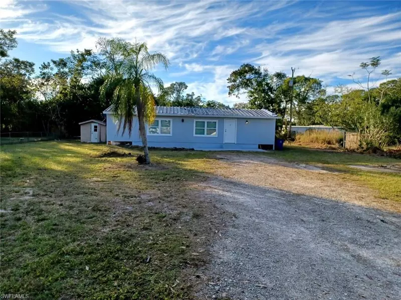 8386 Nault RD, North Fort Myers, FL 33917